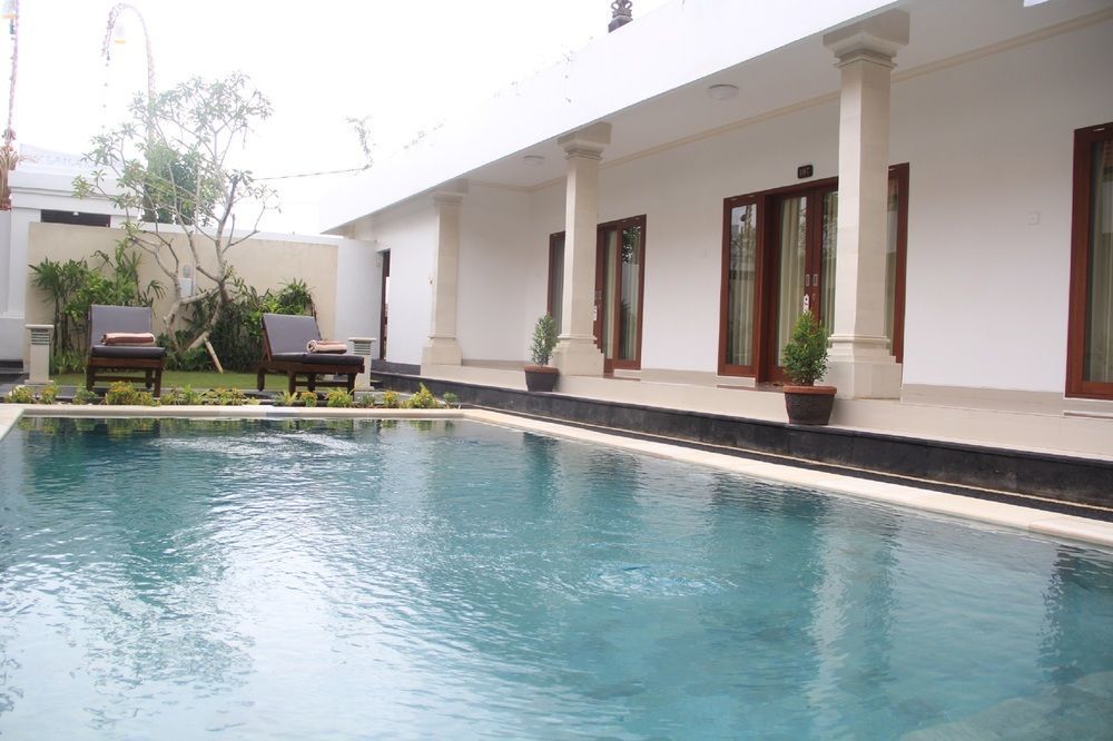 Anggie Stay Kerobokan Buitenkant foto