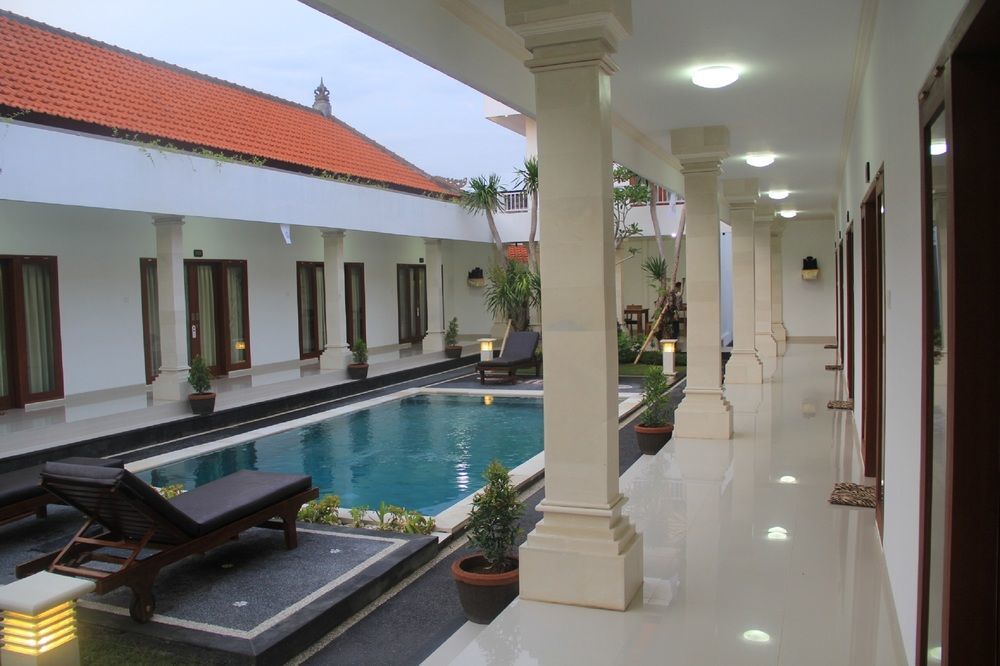 Anggie Stay Kerobokan Buitenkant foto