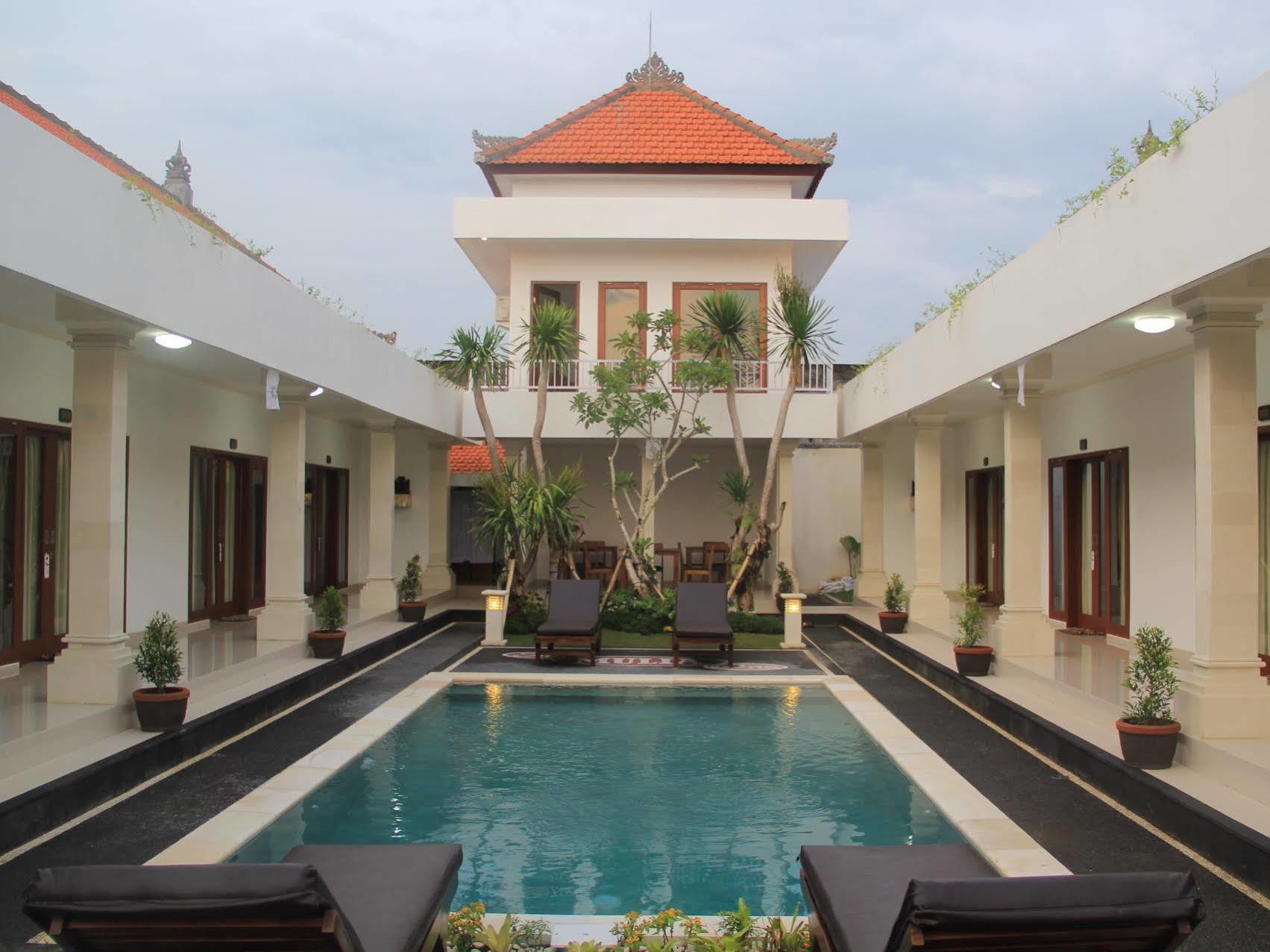 Anggie Stay Kerobokan Buitenkant foto